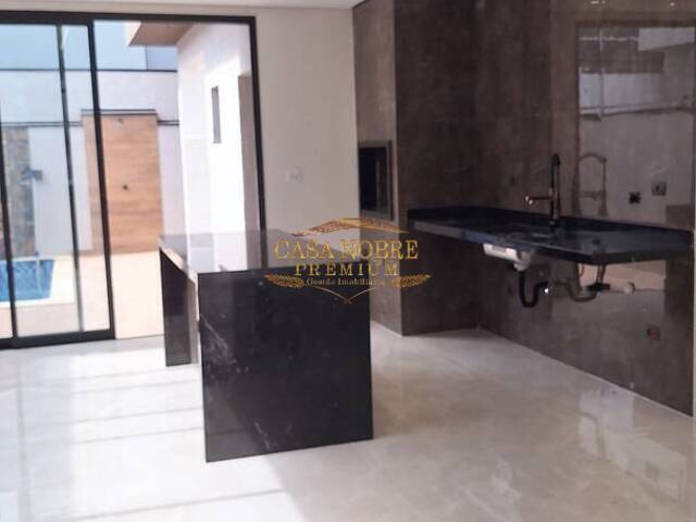 #72 - Casa para Venda em Taubaté - SP