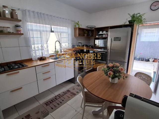 #125 - Casa para Venda em São José dos Campos - SP