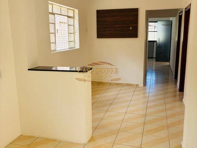 #135 - Casa para Venda em Taubaté - SP - 1