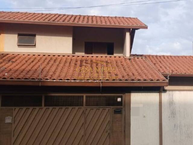 #142 - Casa para Venda em Taubaté - SP - 1