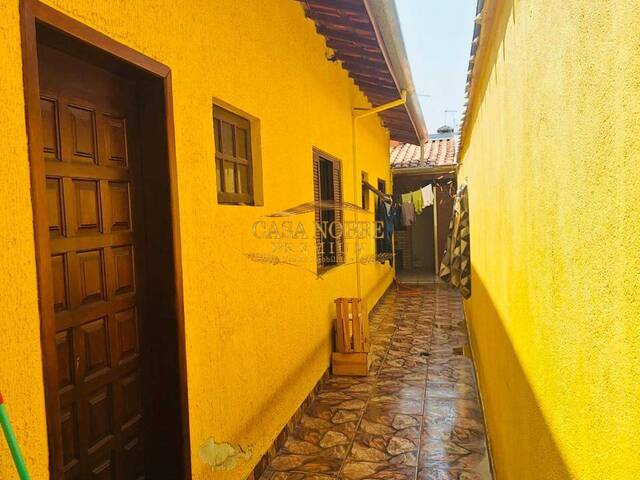 #147 - Casa para Venda em Taubaté - SP - 3