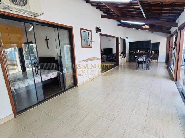 Casa para Venda em Taubaté - 3