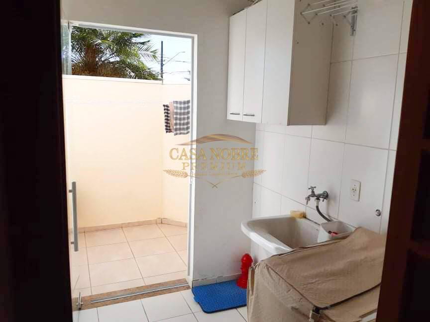 Casa, 4 quartos, 220 m² - Foto 25