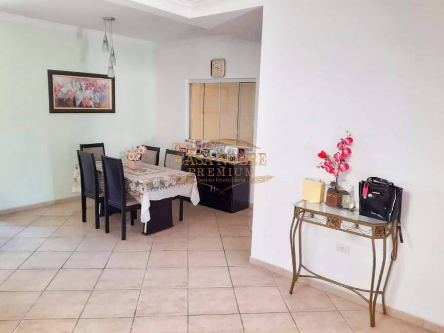 Casa, 4 quartos, 220 m² - Foto 10
