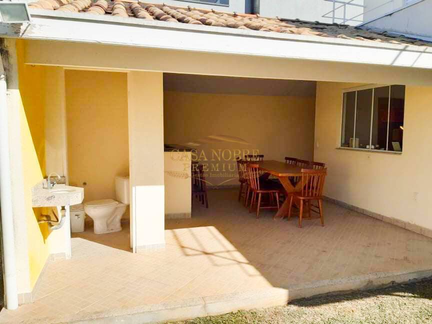 Casa, 4 quartos, 220 m² - Foto 30