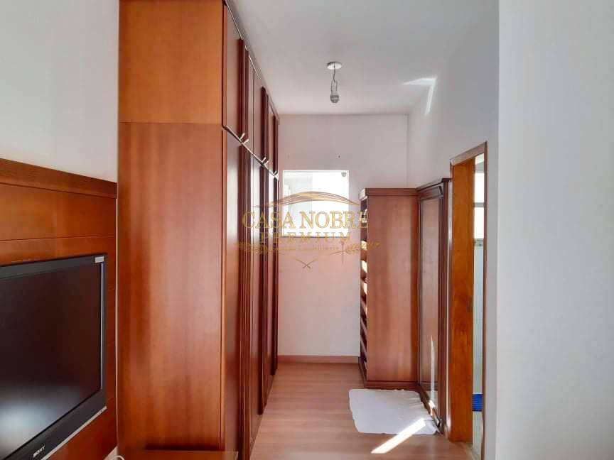 Casa, 4 quartos, 220 m² - Foto 15