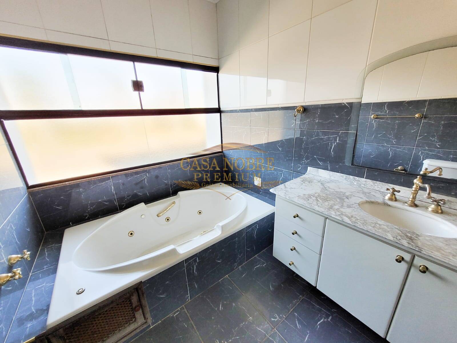 Casa, 4 quartos, 432 m² - Foto 22
