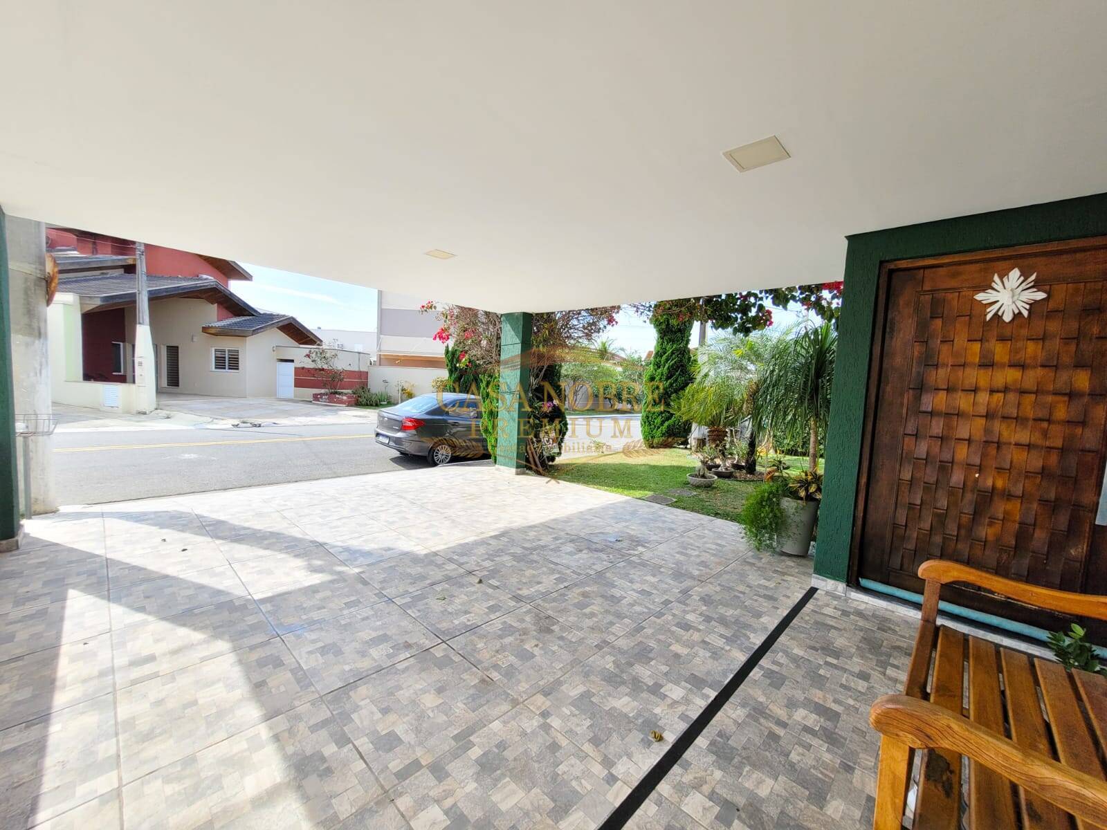 Casa, 3 quartos, 199 m² - Foto 2