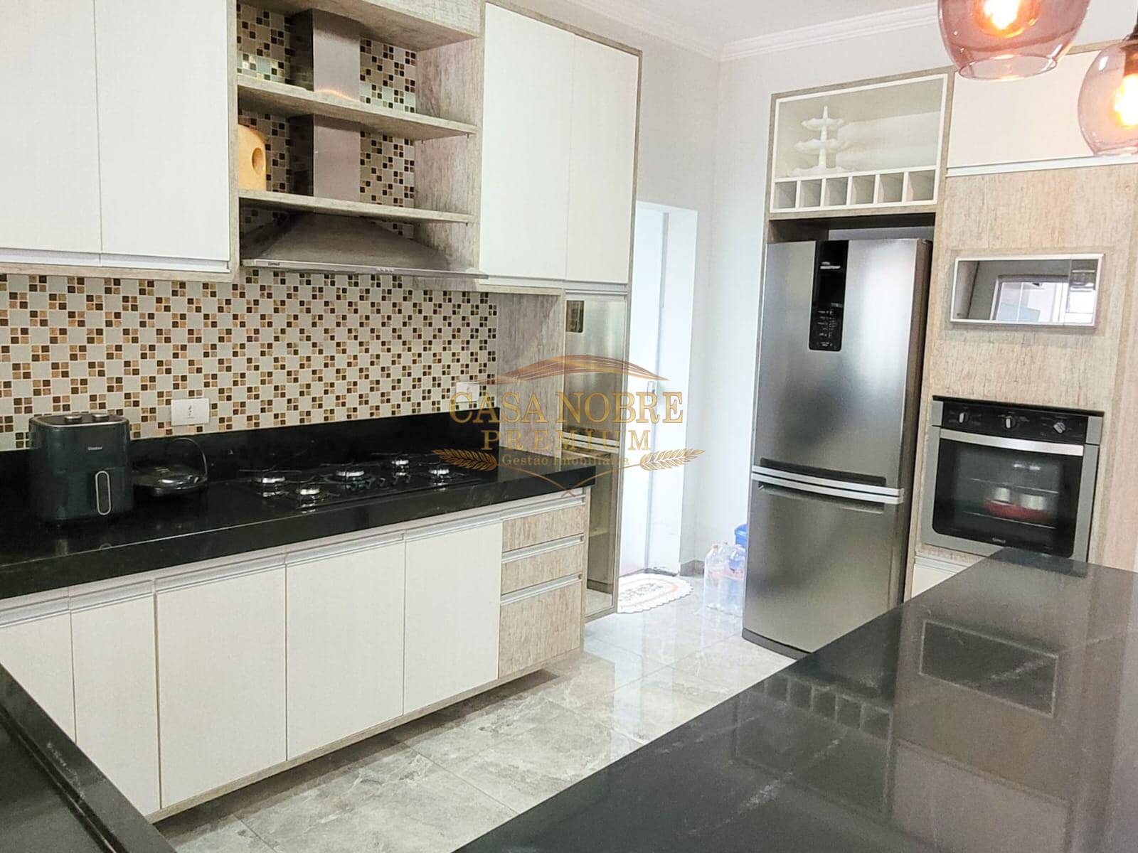 Casa, 3 quartos, 250 m² - Foto 7