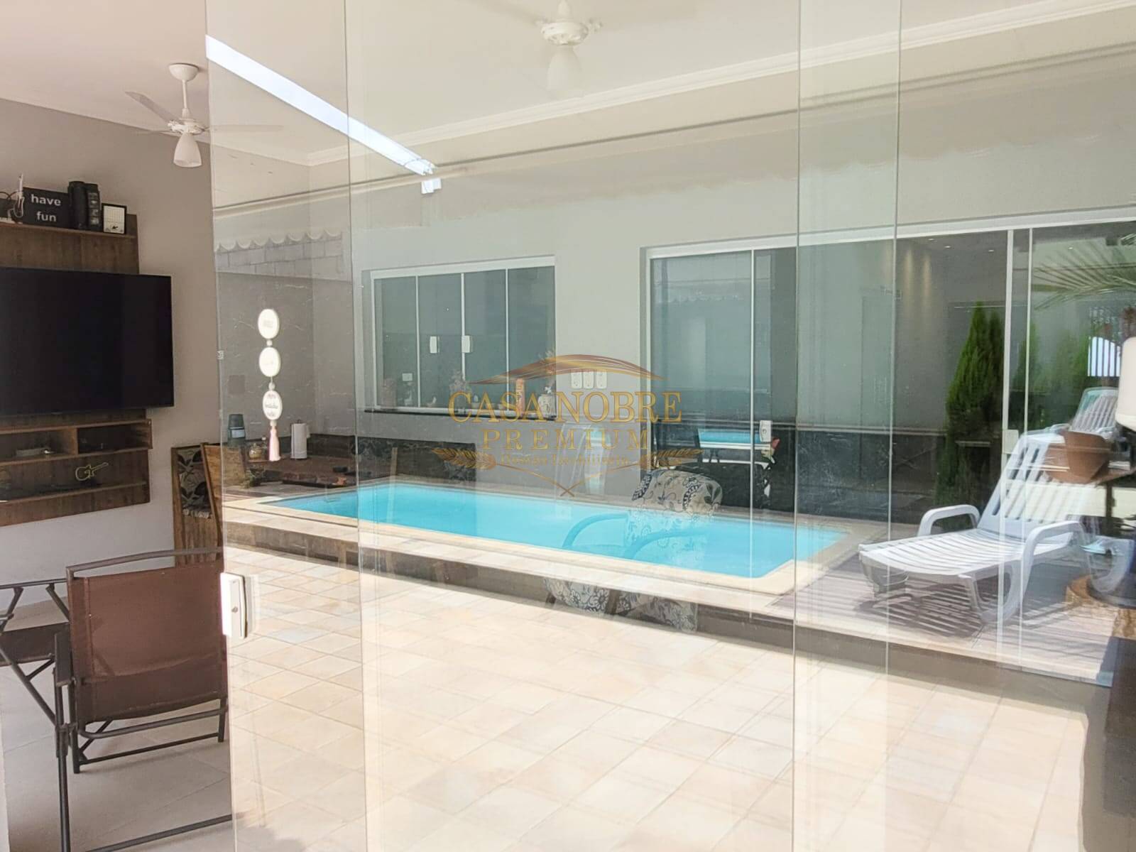 Casa, 3 quartos, 250 m² - Foto 3