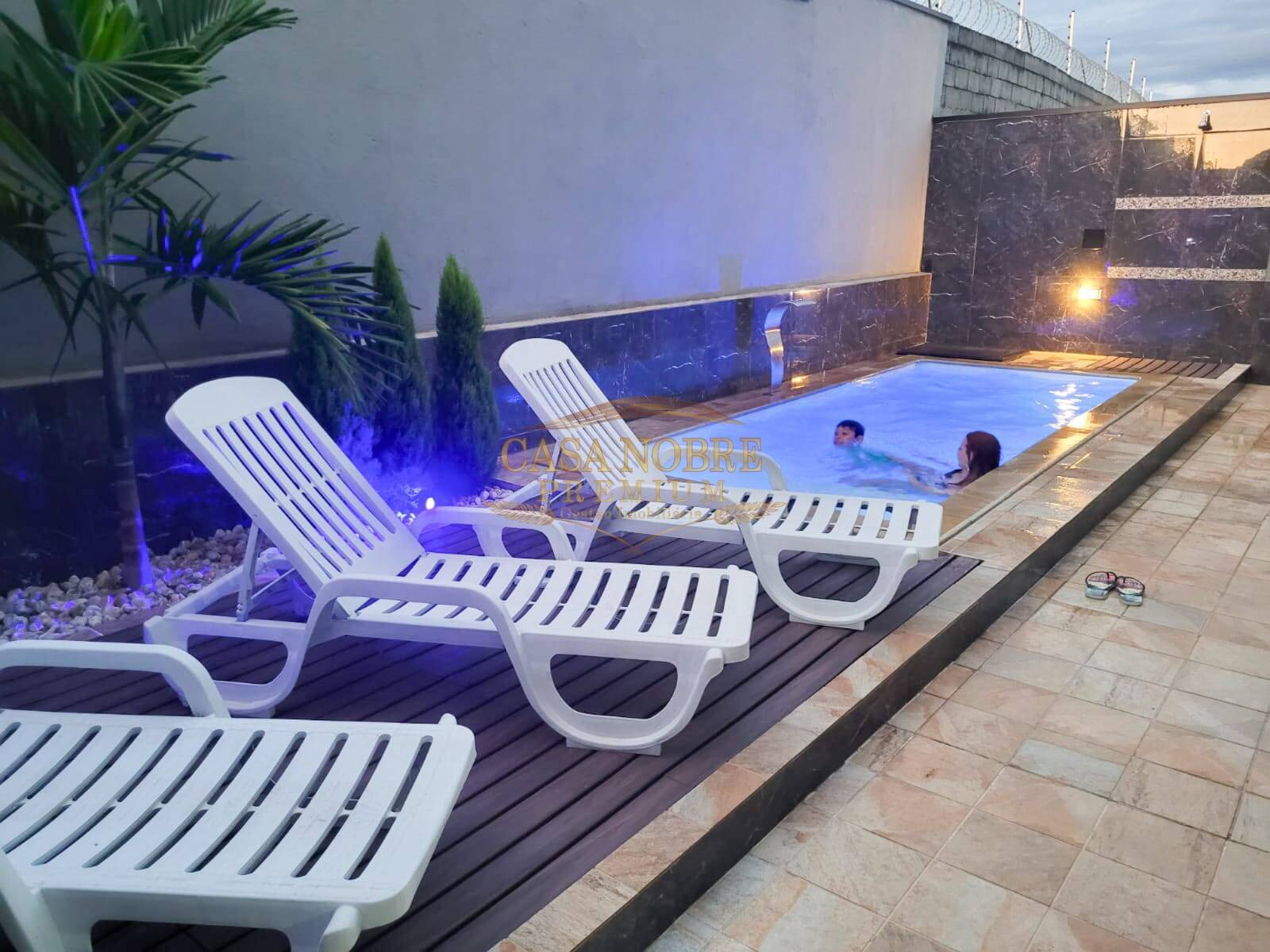 Casa, 3 quartos, 250 m² - Foto 35