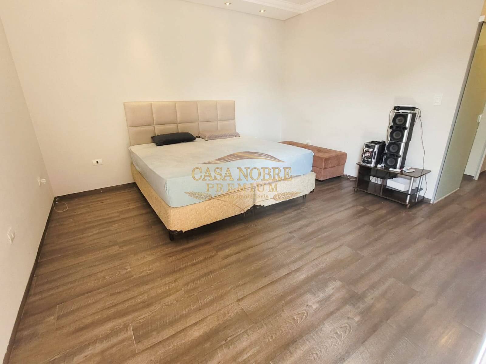 Casa, 3 quartos, 250 m² - Foto 30