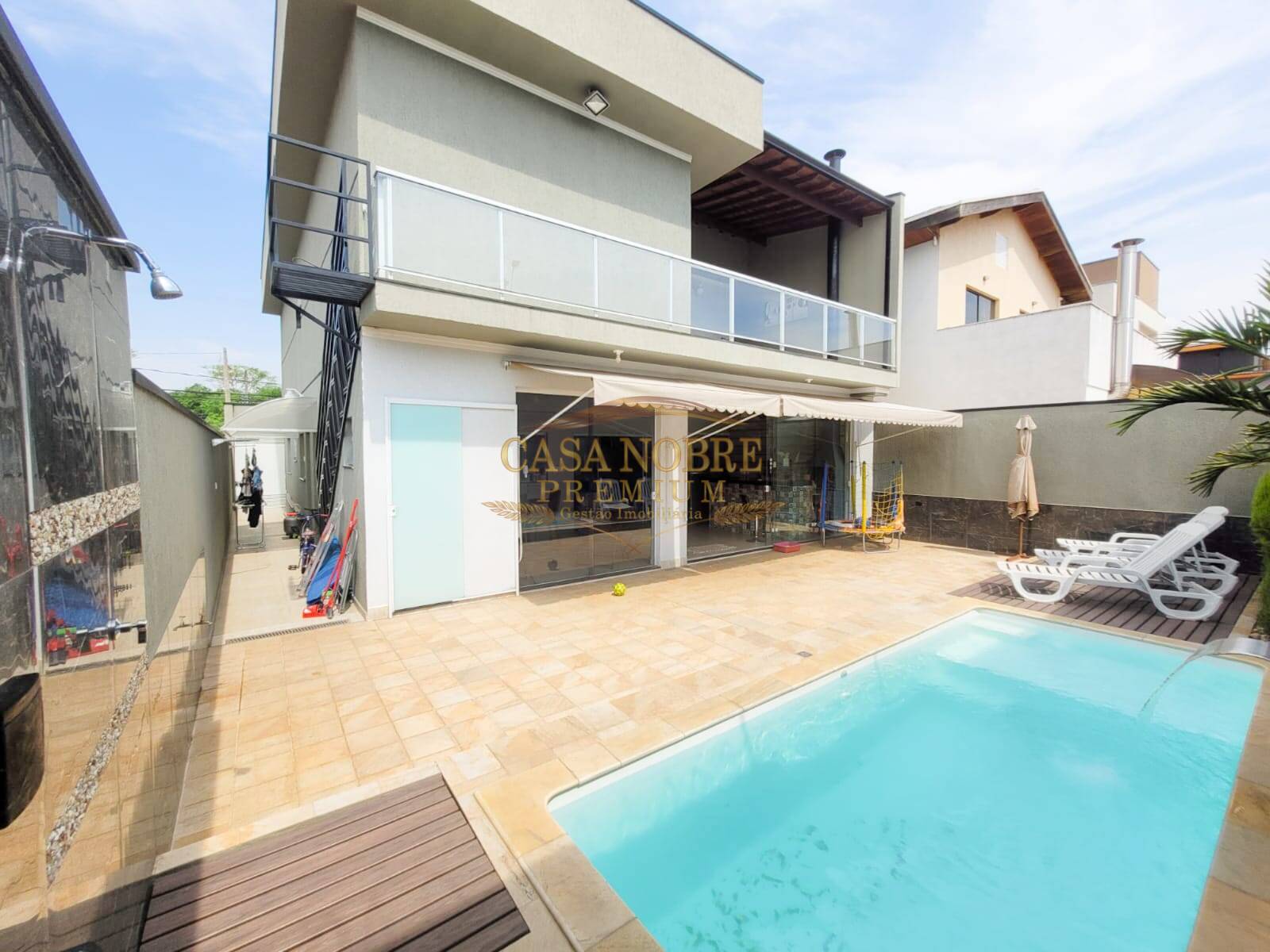 Casa, 3 quartos, 250 m² - Foto 1