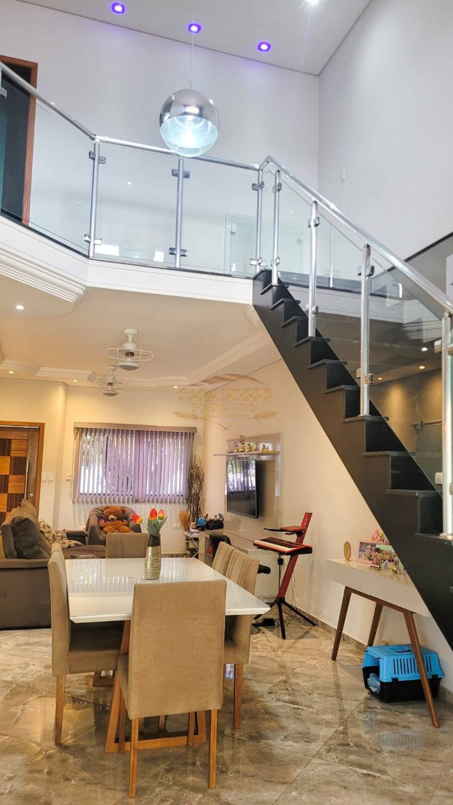 Casa, 3 quartos, 250 m² - Foto 4
