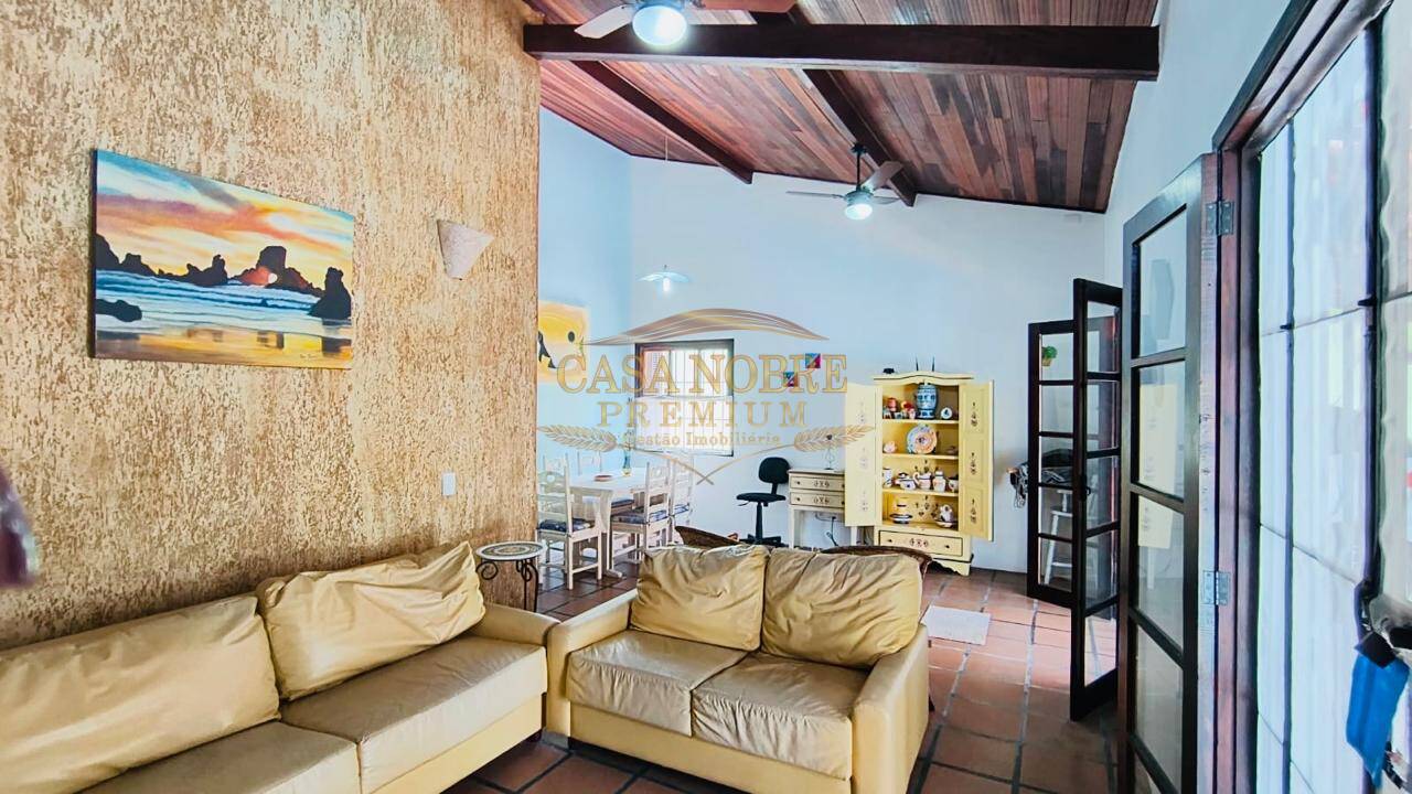 Casa, 4 quartos, 150 m² - Foto 1