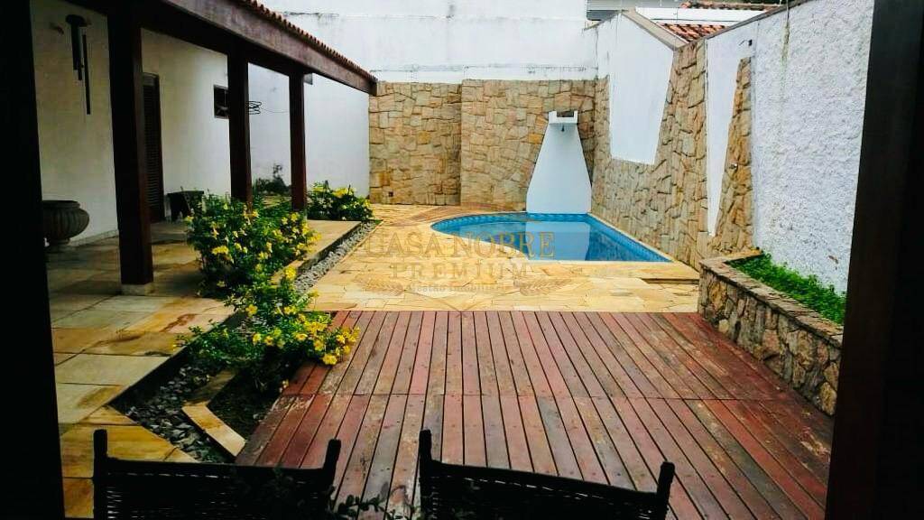 Casa, 3 quartos, 350 m² - Foto 1