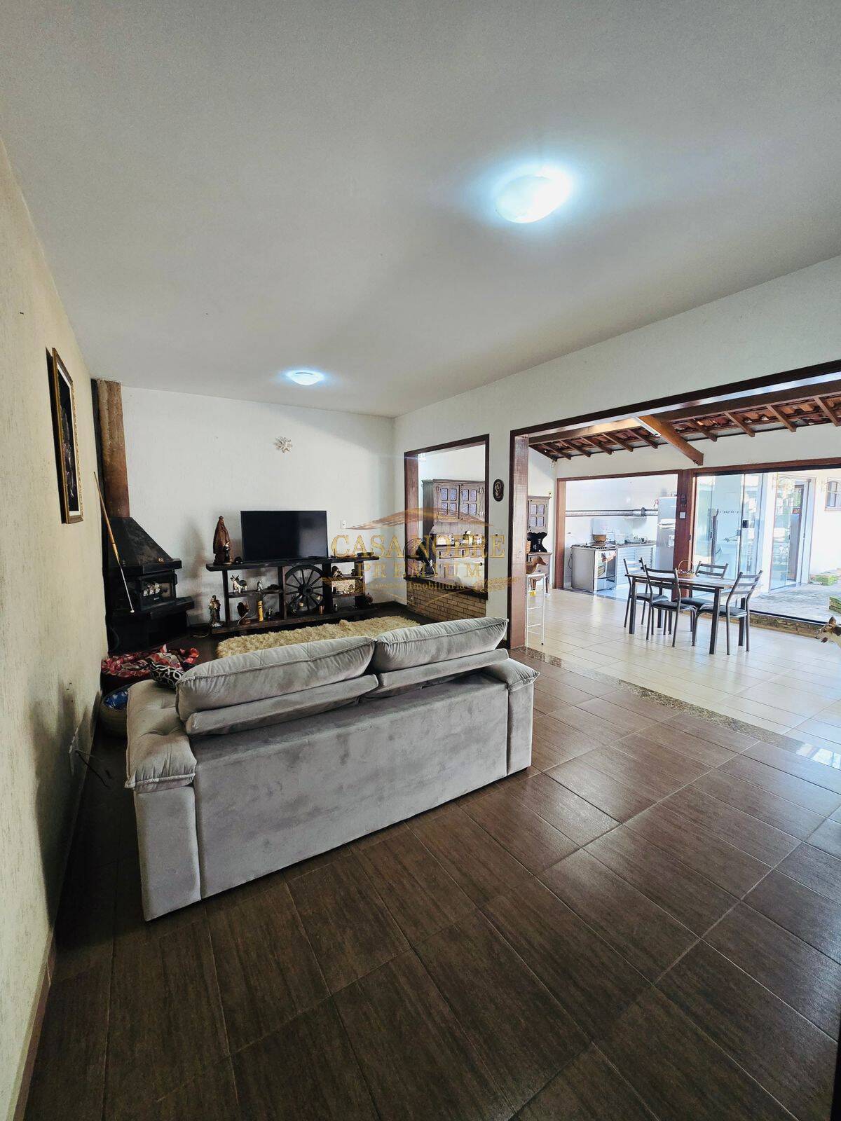 Casa, 1 quarto, 200 m² - Foto 2