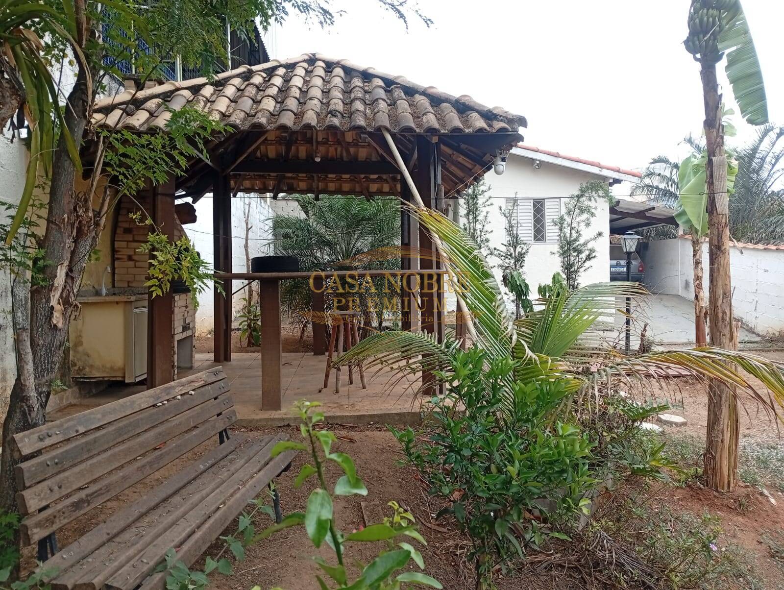 Sítio, 2 quartos, 900 m² - Foto 1